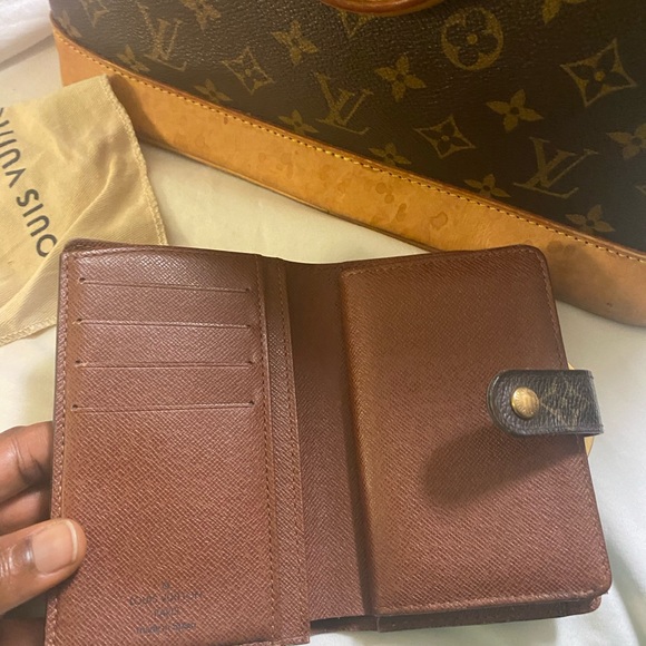 Authentic Louis Vuitton Alma Pm size & wallet, key holder - Picture 12 of 12